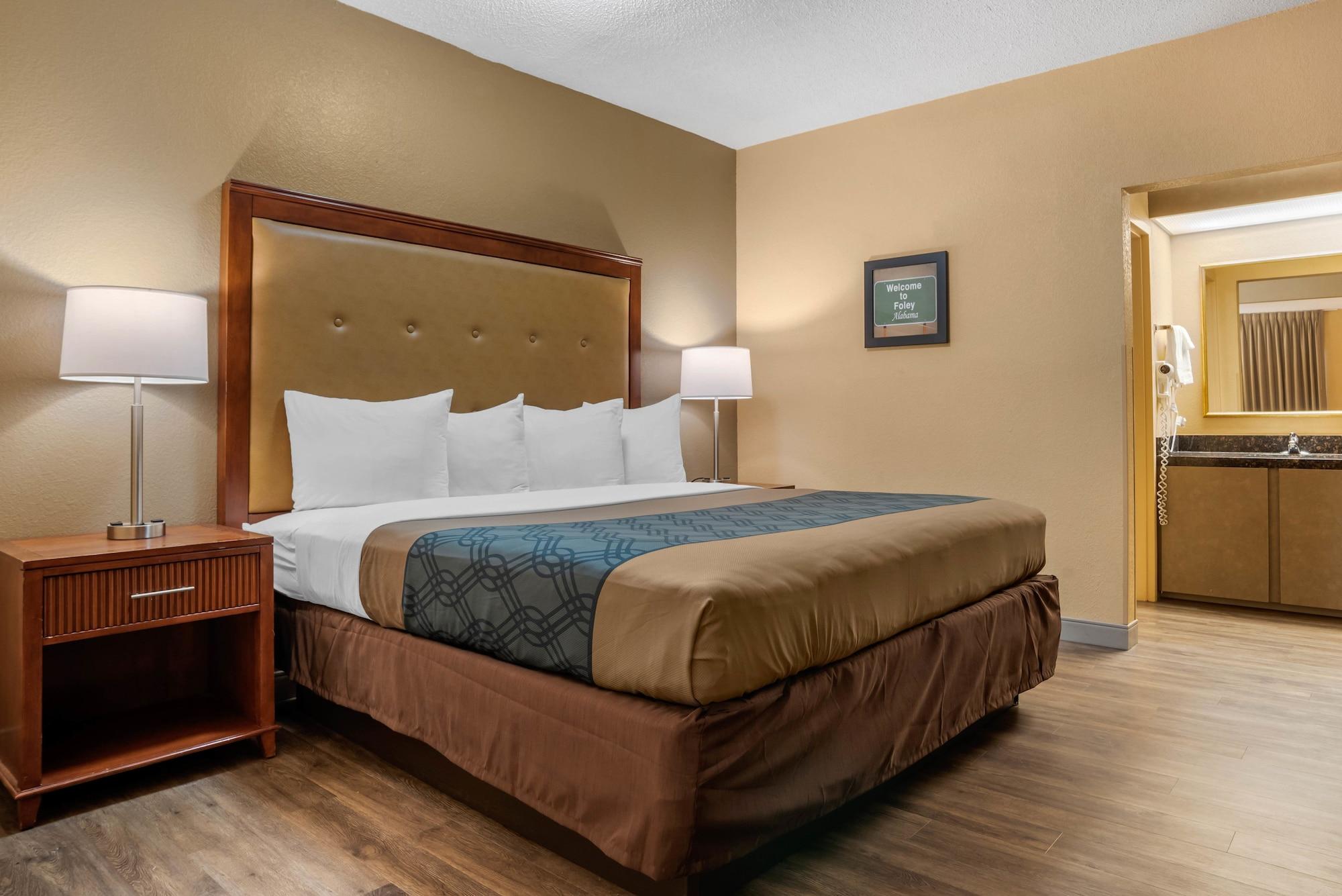 Econo Lodge Inn & Suites Foley-North Gulf Shores מראה חיצוני תמונה