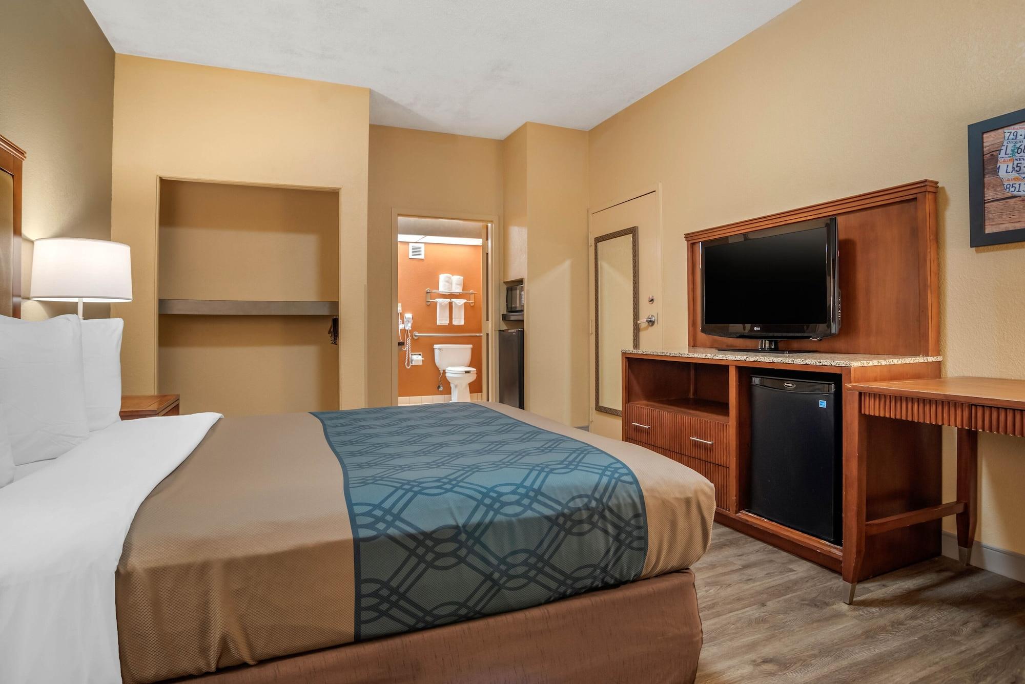 Econo Lodge Inn & Suites Foley-North Gulf Shores מראה חיצוני תמונה