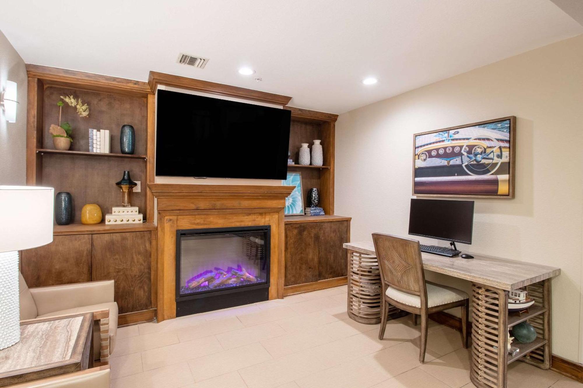 Econo Lodge Inn & Suites Foley-North Gulf Shores מראה חיצוני תמונה